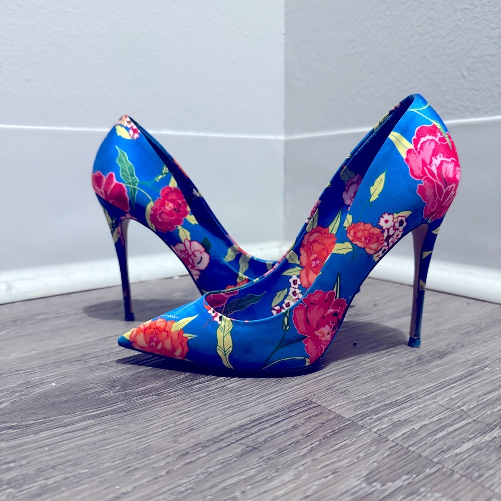 Blue Aldo Pumps with Vibrant Floral Print